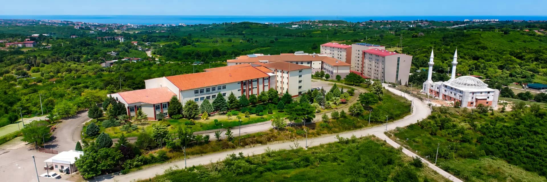 Duzce Universitesi kapak gorseli