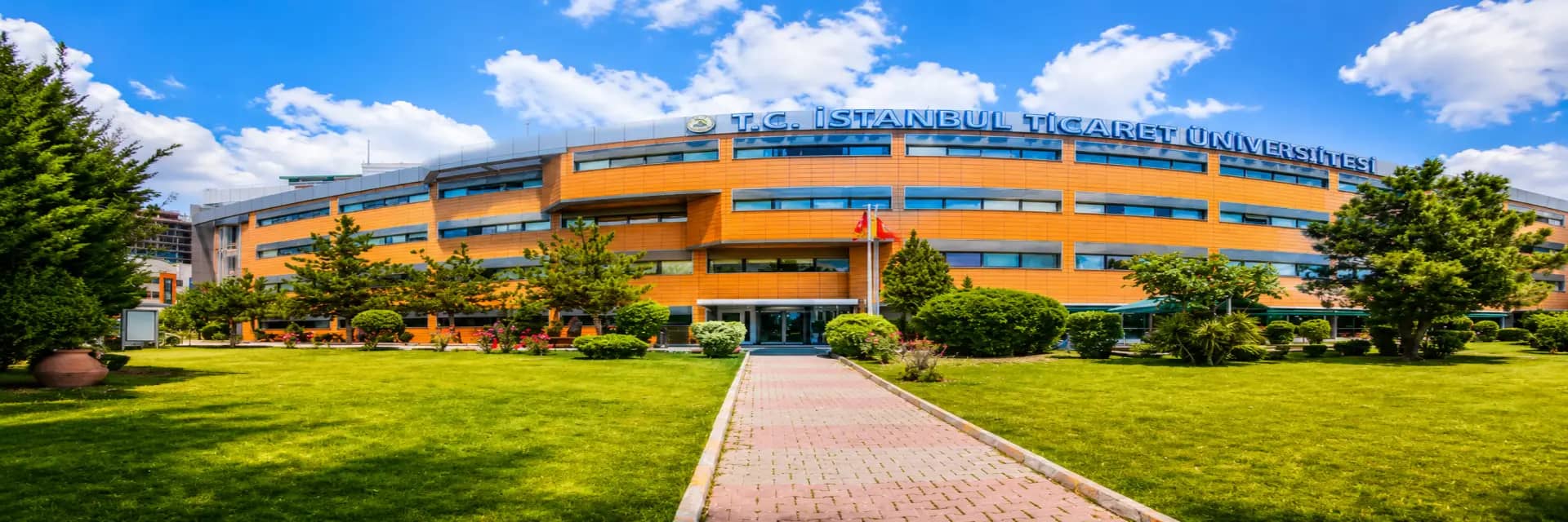 Istanbul Ticaret Universitesi kapak gorseli