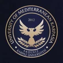 Akdeniz Karpaz Universitesi logosu