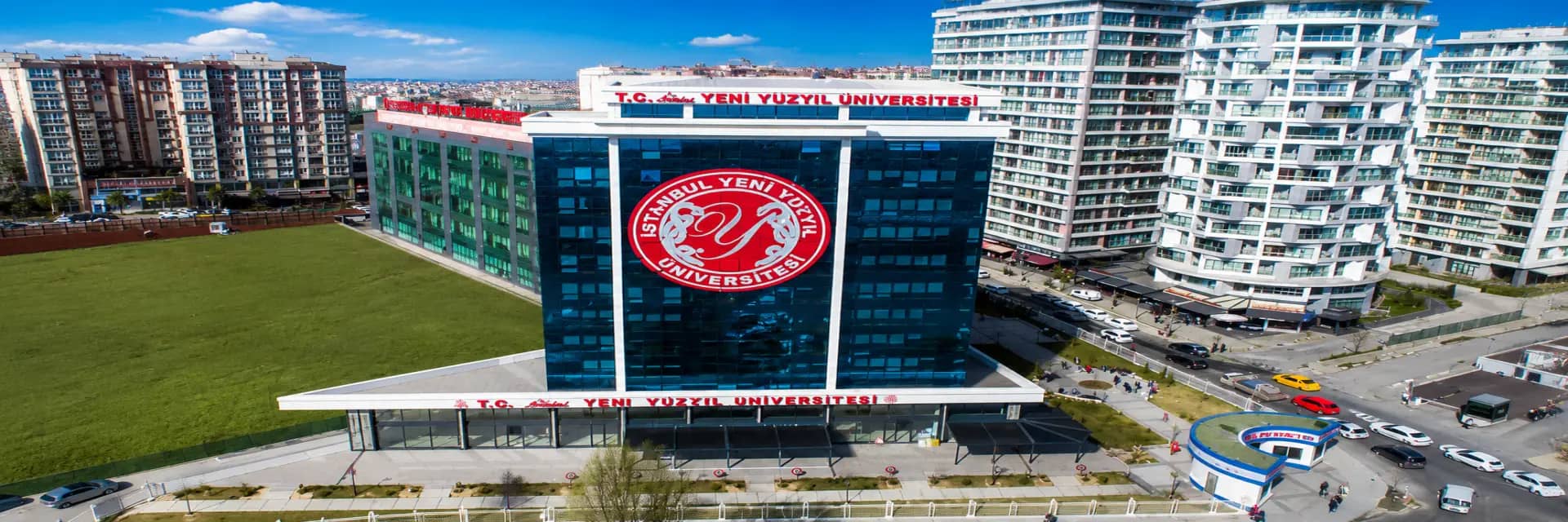 Yeni Yuzyil Universitesi kapak gorseli