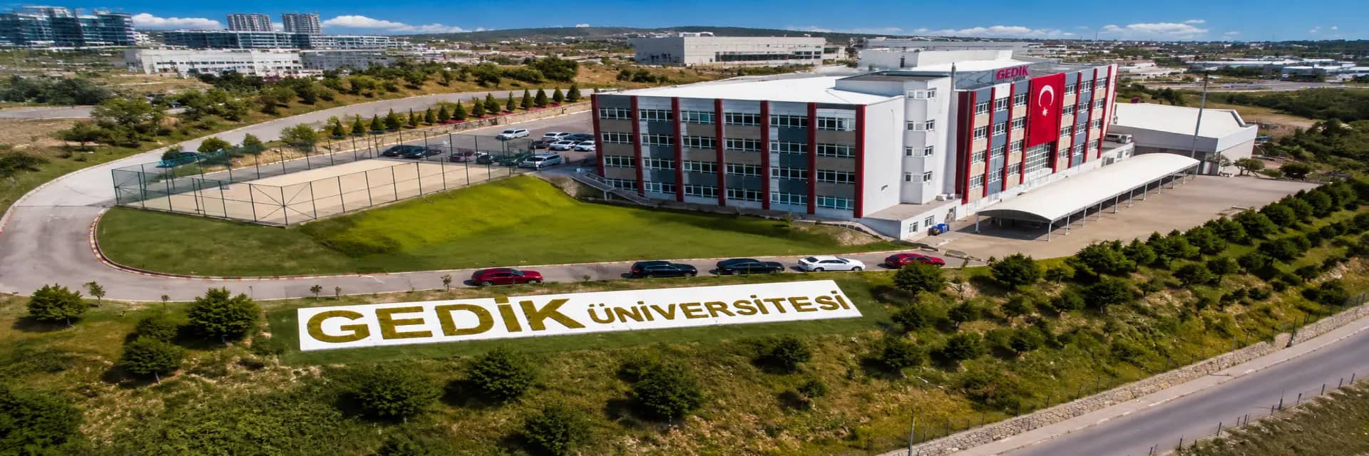 Gedik Universitesi kapak gorseli