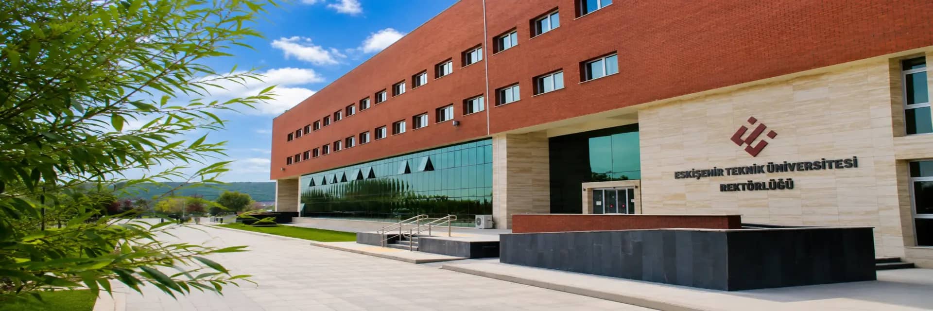 Eskisehir Teknik Universitesi kapak gorseli