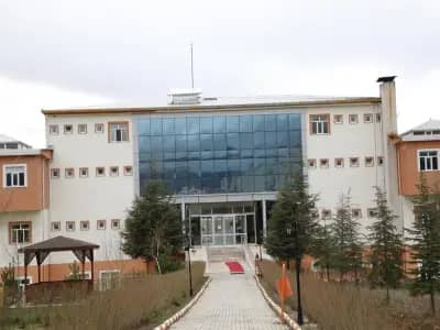 Isparta Uygulamali Bilimler Universitesi kampus gorseli