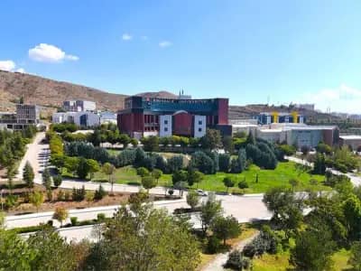 Kirikkale Universitesi kampus gorseli