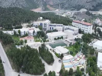 Amasya Universitesi kampus gorseli