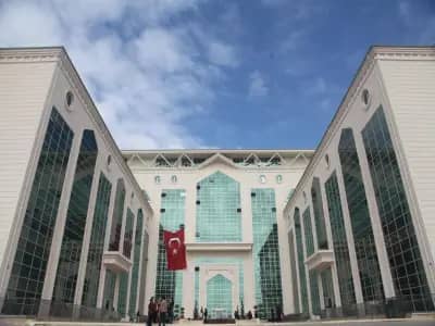 Yildirim Beyazit Universitesi kampus gorseli
