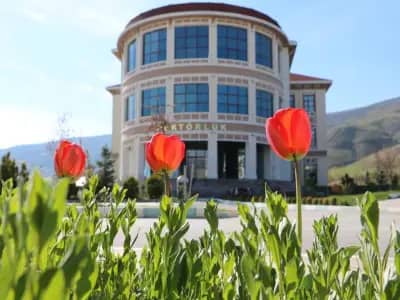 Mus Alparslan Universitesi kampus gorseli