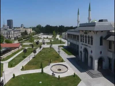 Istanbul Sabahattin Zaim Universitesi kampus gorseli