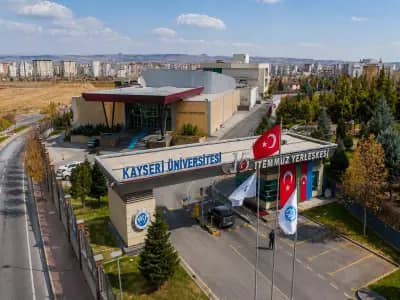 Kayseri Universitesi kampus gorseli