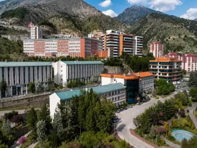 Gumushane Universitesi kampus gorseli