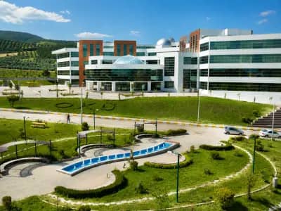 Osmaniye Korkut Ata Universitesi kampus gorseli