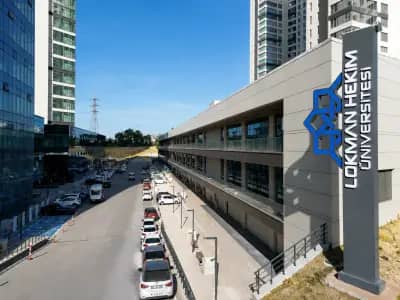Lokman Hekim Universitesi kampus gorseli