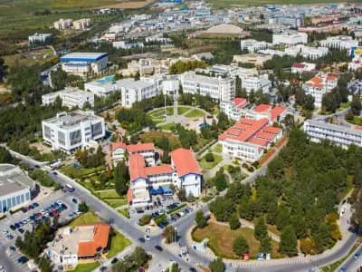 Akdeniz Universitesi kampus gorseli