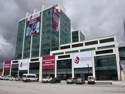Ostim Teknik Universitesi kampus gorseli