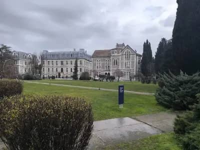 Bogazici Universitesi kampus gorseli