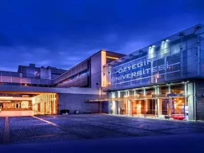 Ozyegin Universitesi kampus gorseli
