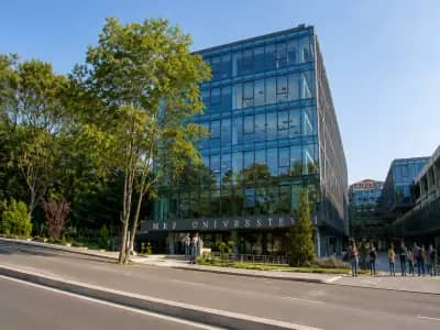 MEF Universitesi kampus gorseli