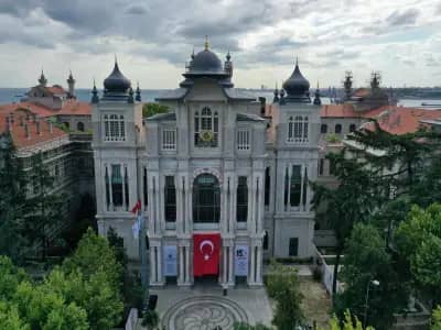 Saglik Bilimleri Universitesi kampus gorseli