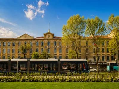 Kadir Has Universitesi kampus gorseli