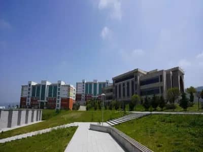 Bartin Universitesi kampus gorseli