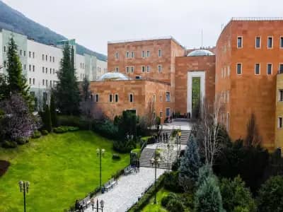 Yeditepe Universitesi kampus gorseli