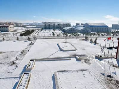 Kafkas Universitesi kampus gorseli