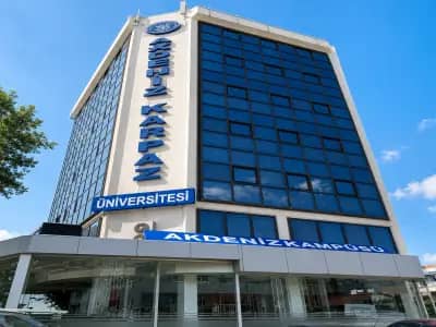Akdeniz Karpaz Universitesi kampus gorseli